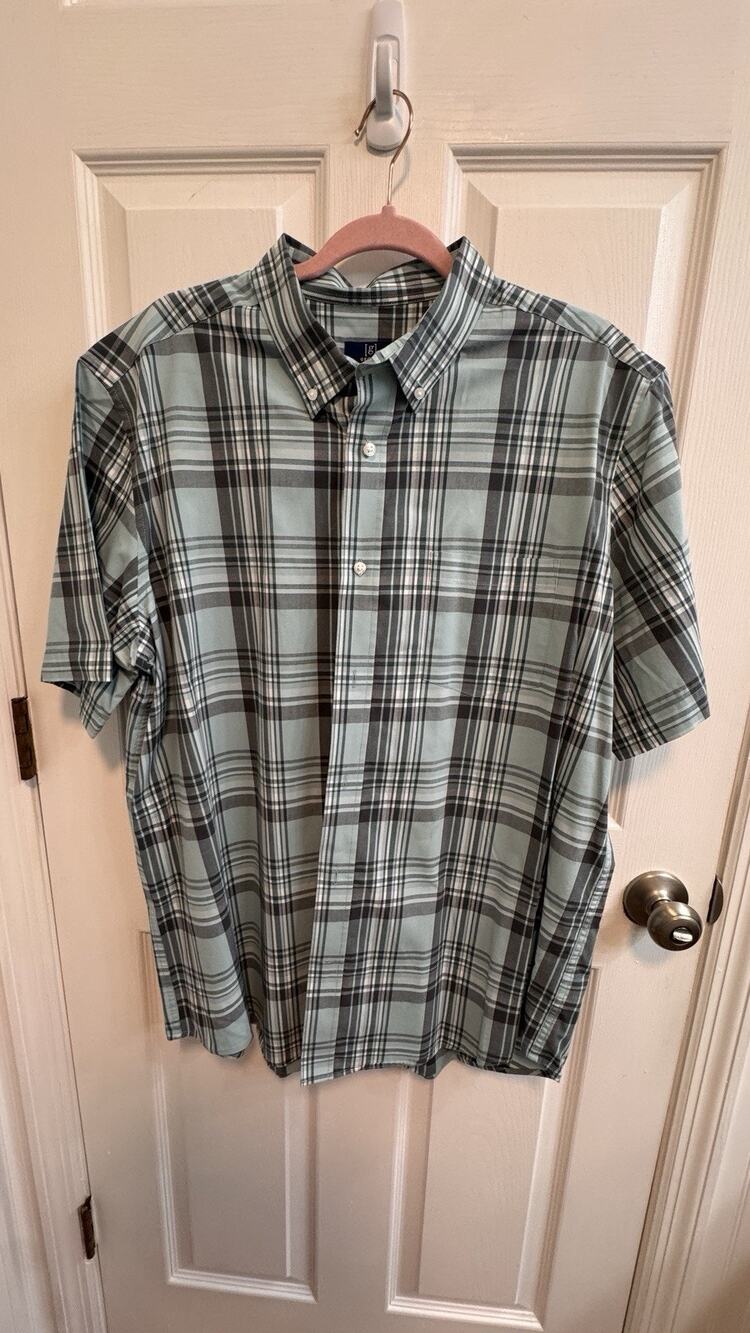 George Green Gray Plaid Button Down Collared Short Sleeve XL Shirt Classic Fit